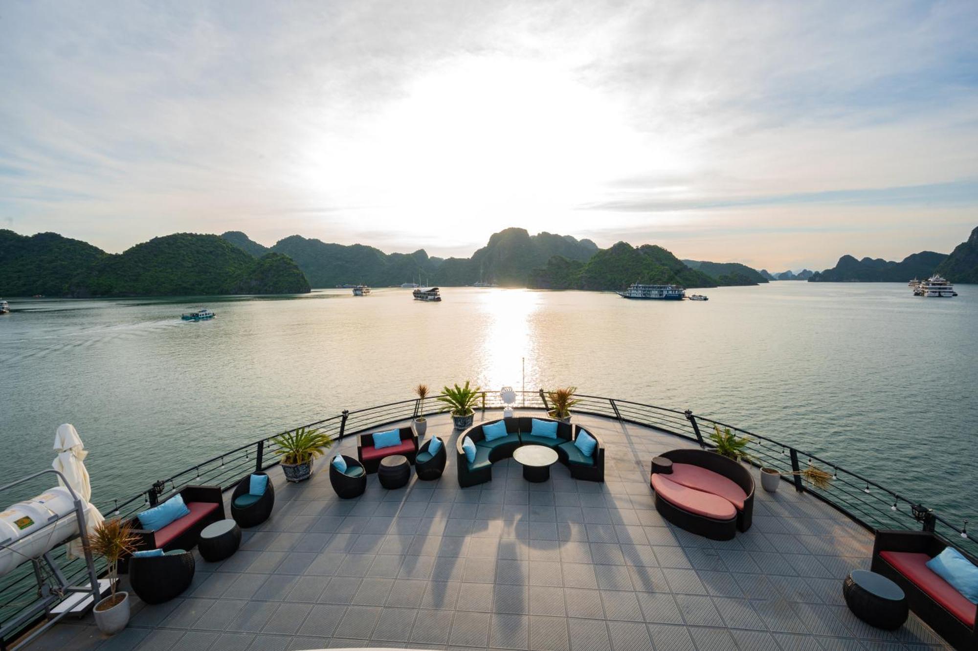 Velar Of The Sea Hotel Hạ Long-öböl Kültér fotó